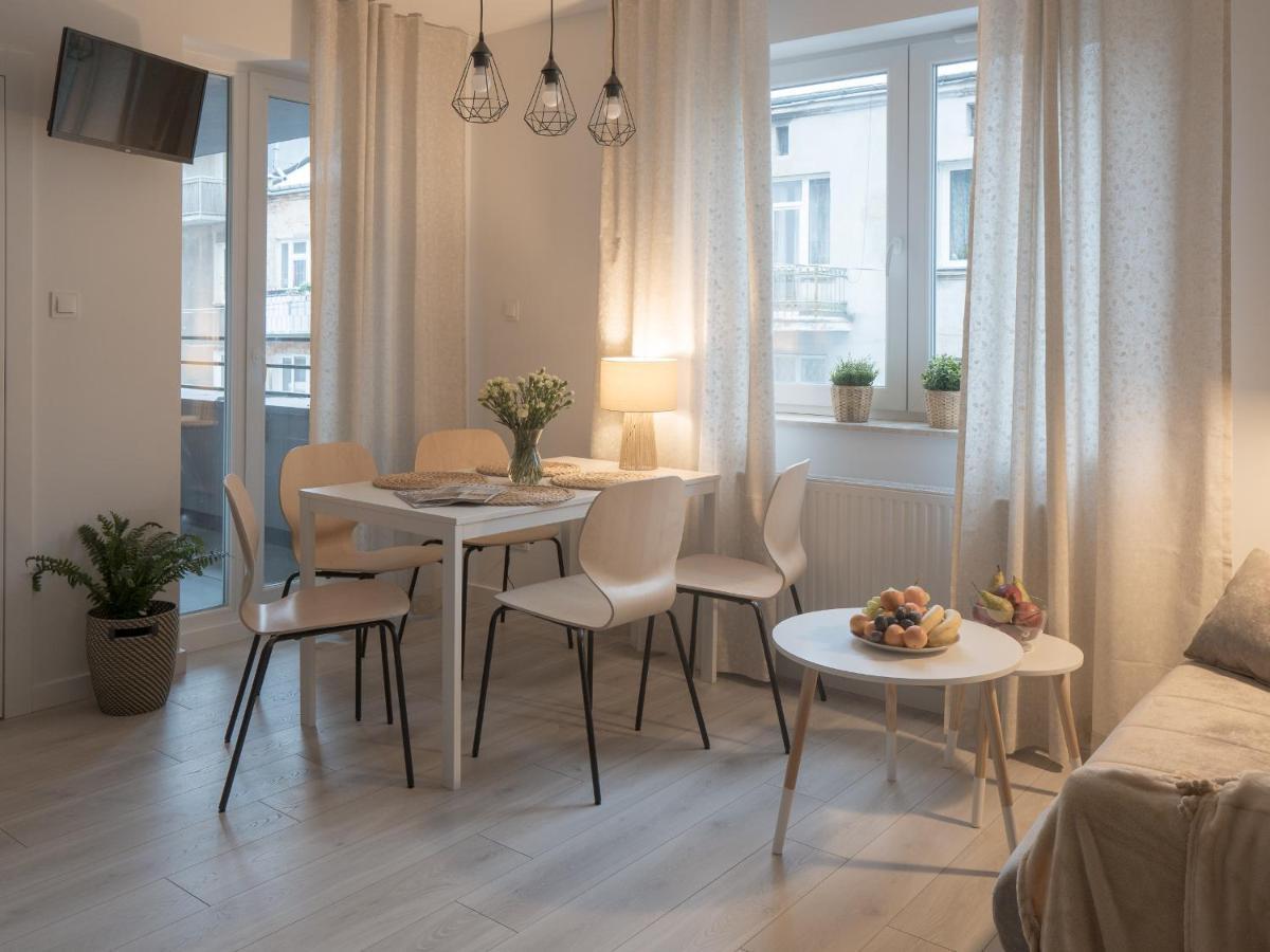 Apartament Clever 1 Kamienica Grochow Varsovia Exterior foto