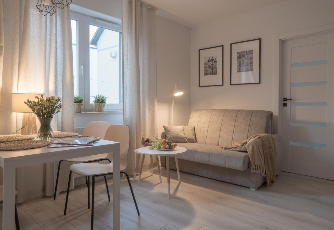 Apartament Clever 1 Kamienica Grochow Varsovia Exterior foto